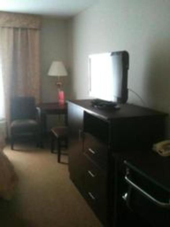 Super 8 By Wyndham Innisfail Zewnętrze zdjęcie